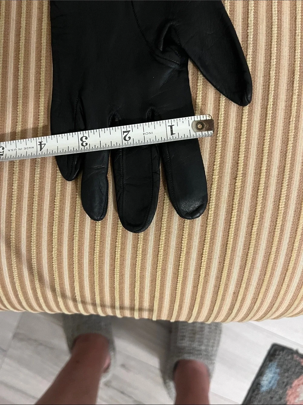 Women's Black Leather Gloves